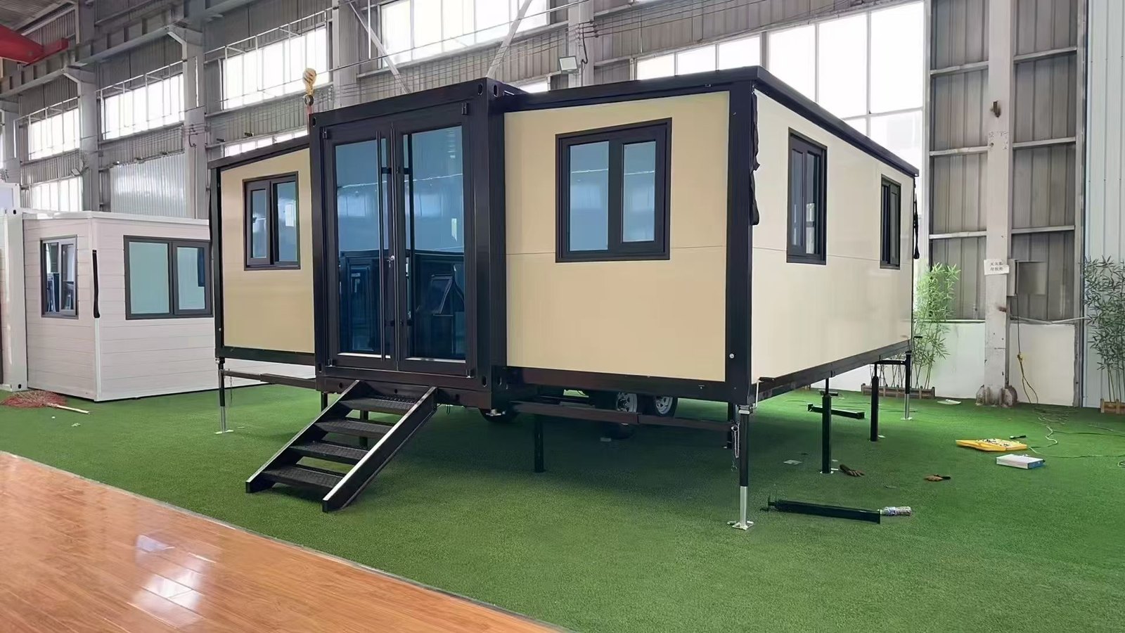 Expandable unit unfolded in showroom